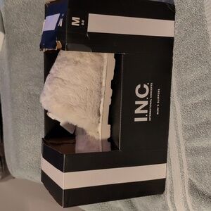 I.N.C. International Concepts open toe slippers NWT
